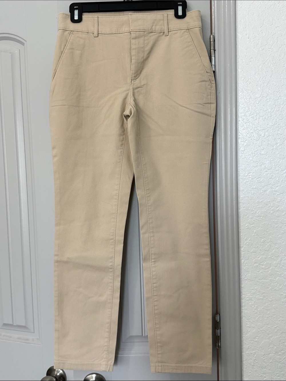 LOFT Beige Cropped Ankle Pants